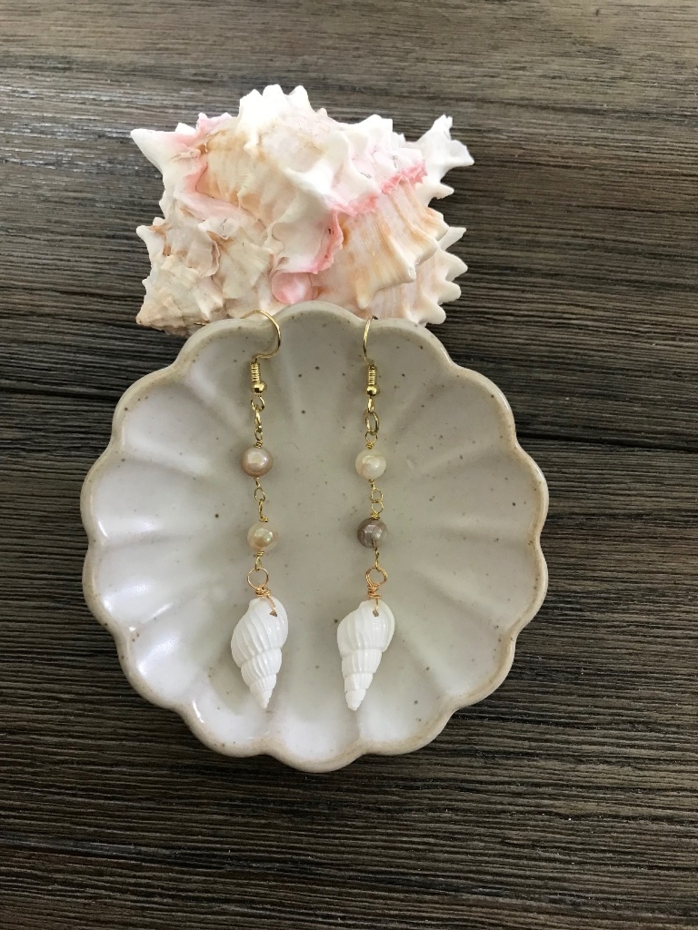 Seashell Chain Dangle Earrings